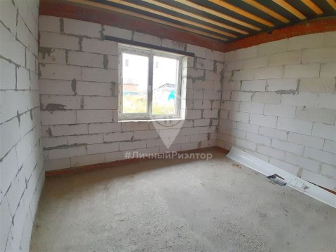 Дом 100м², участок 8 сот.