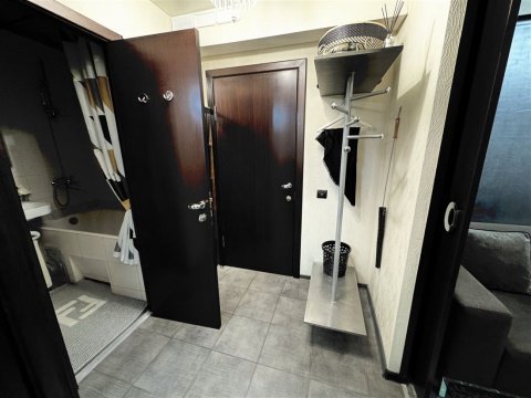 1-к квартира, 14/16 эт., 42м²