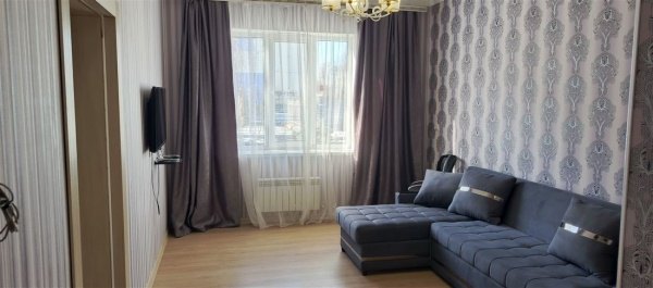 2-к квартира, 1/2 эт., 48м²