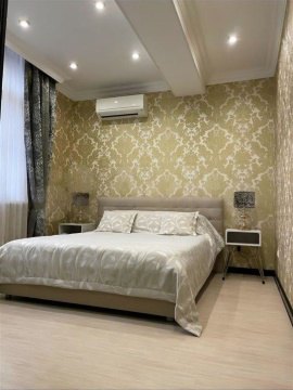 2-к квартира, 7/8 эт., 55м²