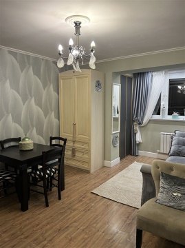 1-к квартира, 14/16 эт., 42м²